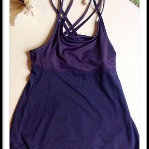 Lululemon Athletica Criss cross workout shirt